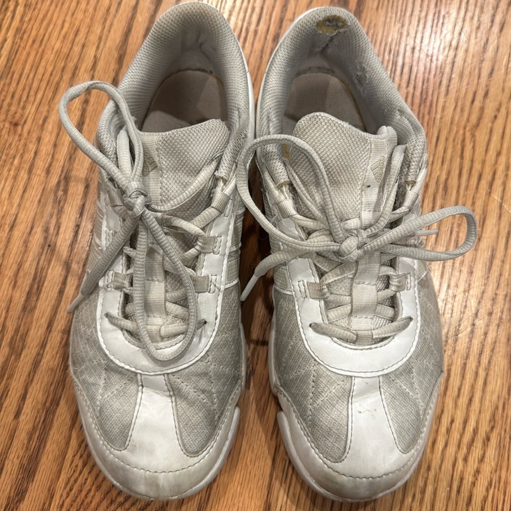 Size 7.5 used Adidas Cheerleading shoes fitness athlete great for an extra pair!